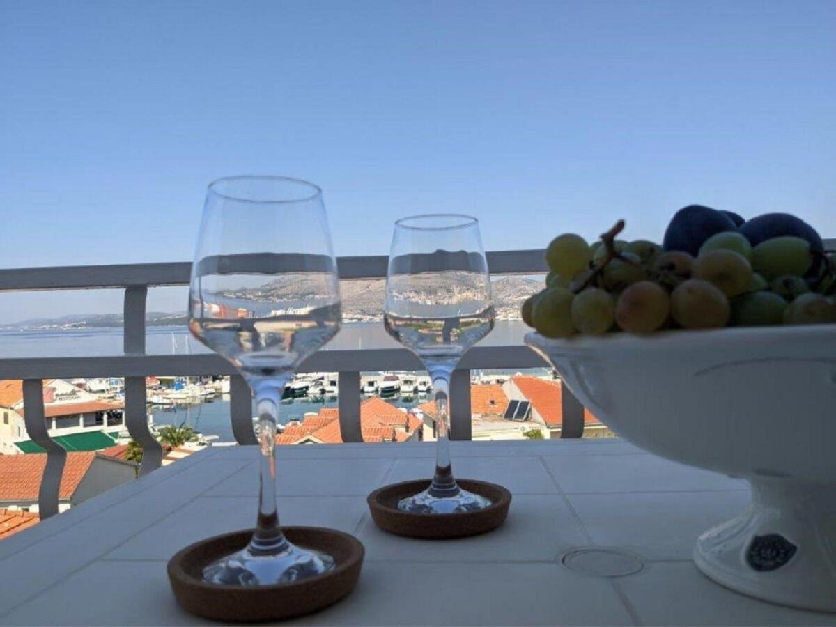 טרוגיר Apartments Biserka - 50 M From Beach מראה חיצוני תמונה