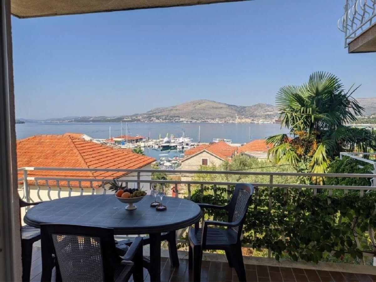 טרוגיר Apartments Biserka - 50 M From Beach מראה חיצוני תמונה
