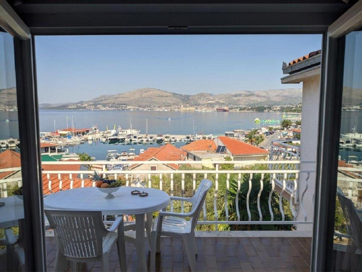 טרוגיר Apartments Biserka - 50 M From Beach מראה חיצוני תמונה