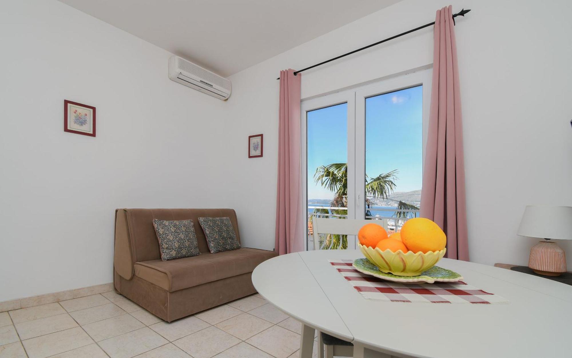טרוגיר Apartments Biserka - 50 M From Beach מראה חיצוני תמונה