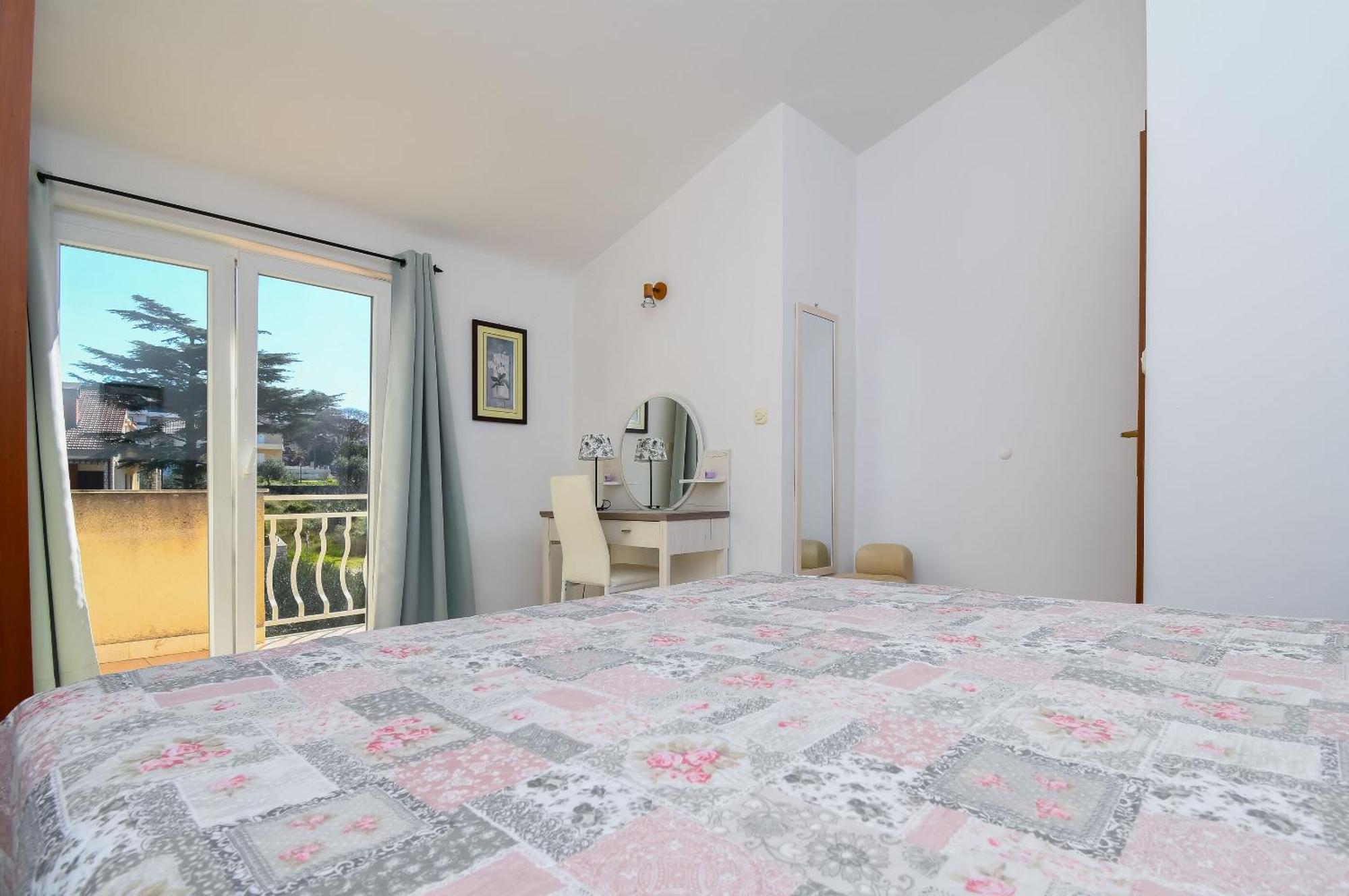 טרוגיר Apartments Biserka - 50 M From Beach מראה חיצוני תמונה