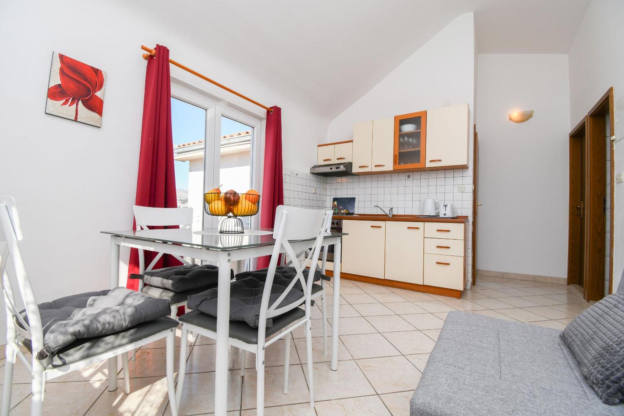 טרוגיר Apartments Biserka - 50 M From Beach מראה חיצוני תמונה